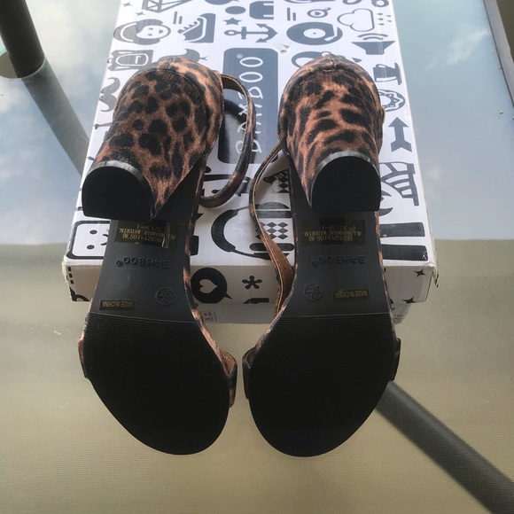 Leopard Print Sandals - Picture 3 of 5